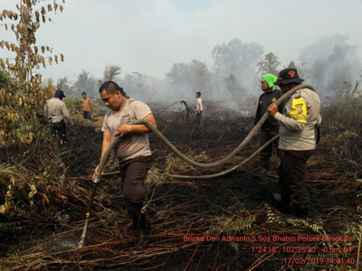 Kabut Asap Masih Selimuti Pekanbaru, Sudah 5.477 Hektare Lahan di Riau Terbakar